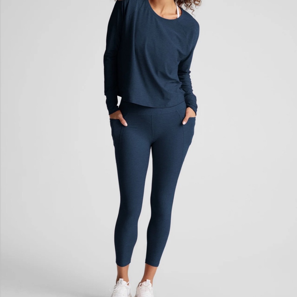 Spacedye Out Of Pocket High Waisted Capri Legging